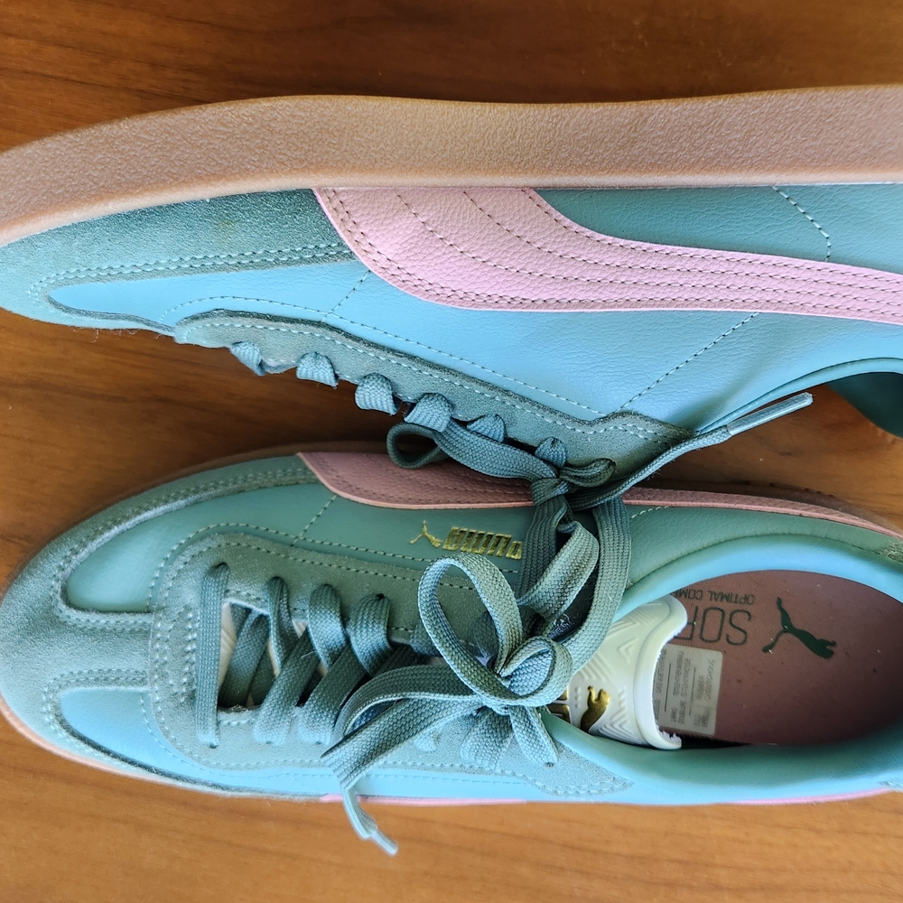 Puma Teal and Pink Women's Sneakers - Picture 2 of 5